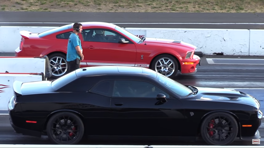 themustangsource.com Shelby GT500 Mustang Drag Races a Challenger Hellcat 1