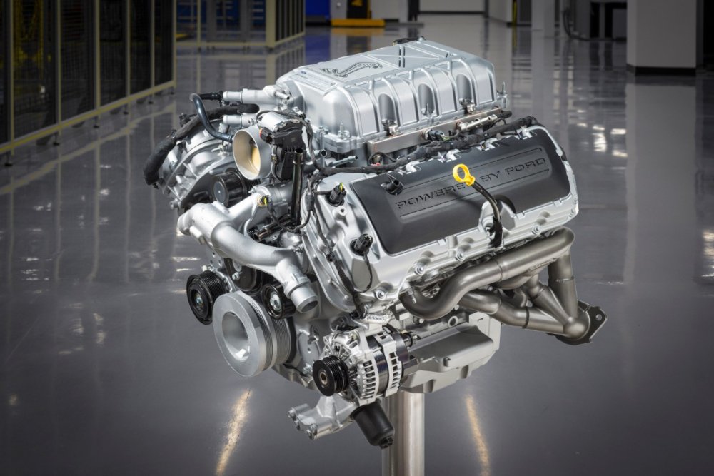 2020 GT500 Engine