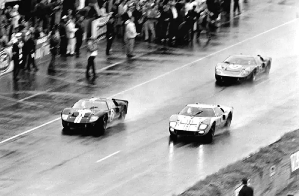 1966 Le Mans photo finish