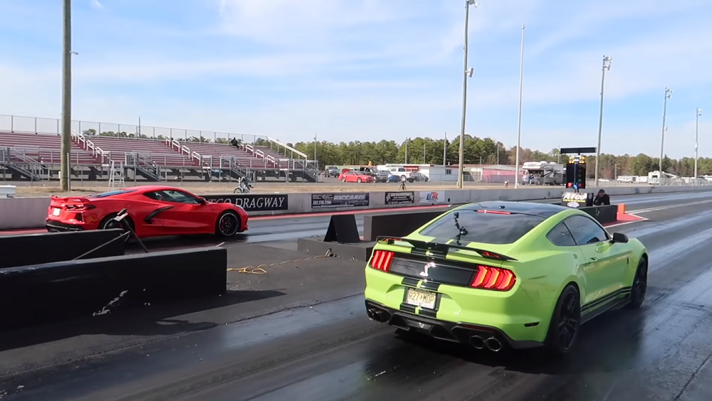 themustangsource.com 2020 Shelby GT500 Sinks Fangs into C7 Z06 and C8 at Strip