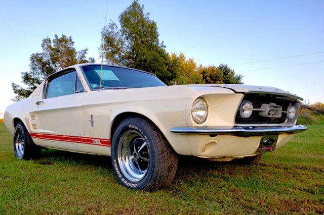 Barn Find '67 Mustang
