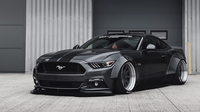 Liberty Walk Mustang GT Needs Extra Room