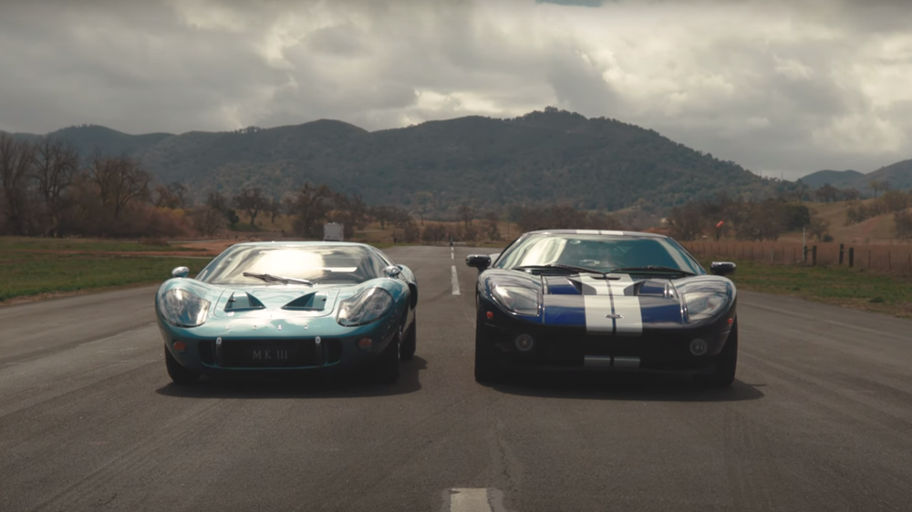 1967 Ford GT40 Mk III vs 2005 Ford GT