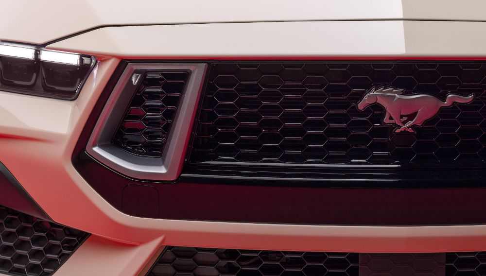 Ford Reveals 60th Anniversary Mustang