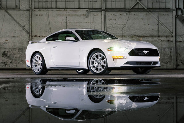 White 2022 Ford Mustang GT Coupe