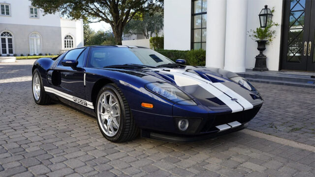 2005 Ford GT With Only 990 Miles Hits Auction